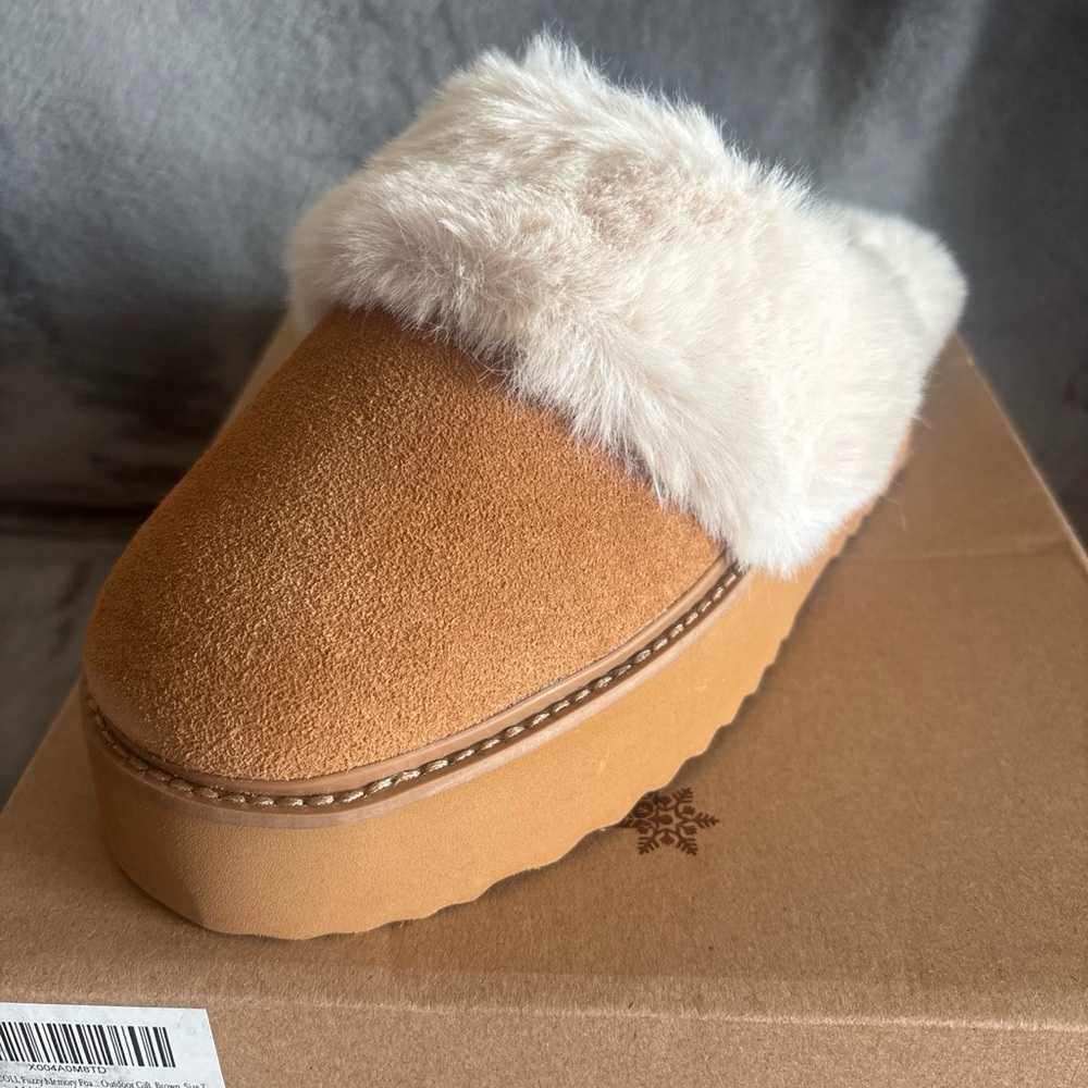 BCTEX Coll Women’s Fuzzy Memory Foam Slippers Brown Size 5.5M/7W NWT